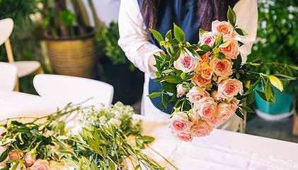 鲜花电商为何玩不转“她经济”,谁的锅?